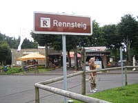 Beschilderungs des Rennsteigs